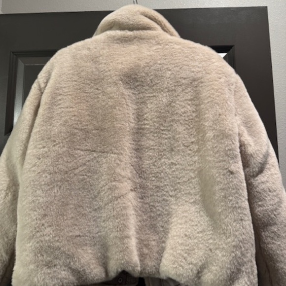 Abercrombie & Fitch Sherpa Teddy Coat | Cream Faux Shearling Zip Jacket Size M - Picture 4 of 4